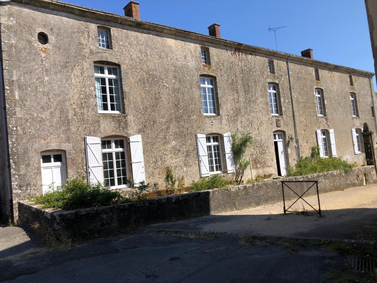 Gite Du Sacre-Coeur - Mauleon- Proche Puy Du Fou Saint-Aubin-de-Baubigne 外观 照片